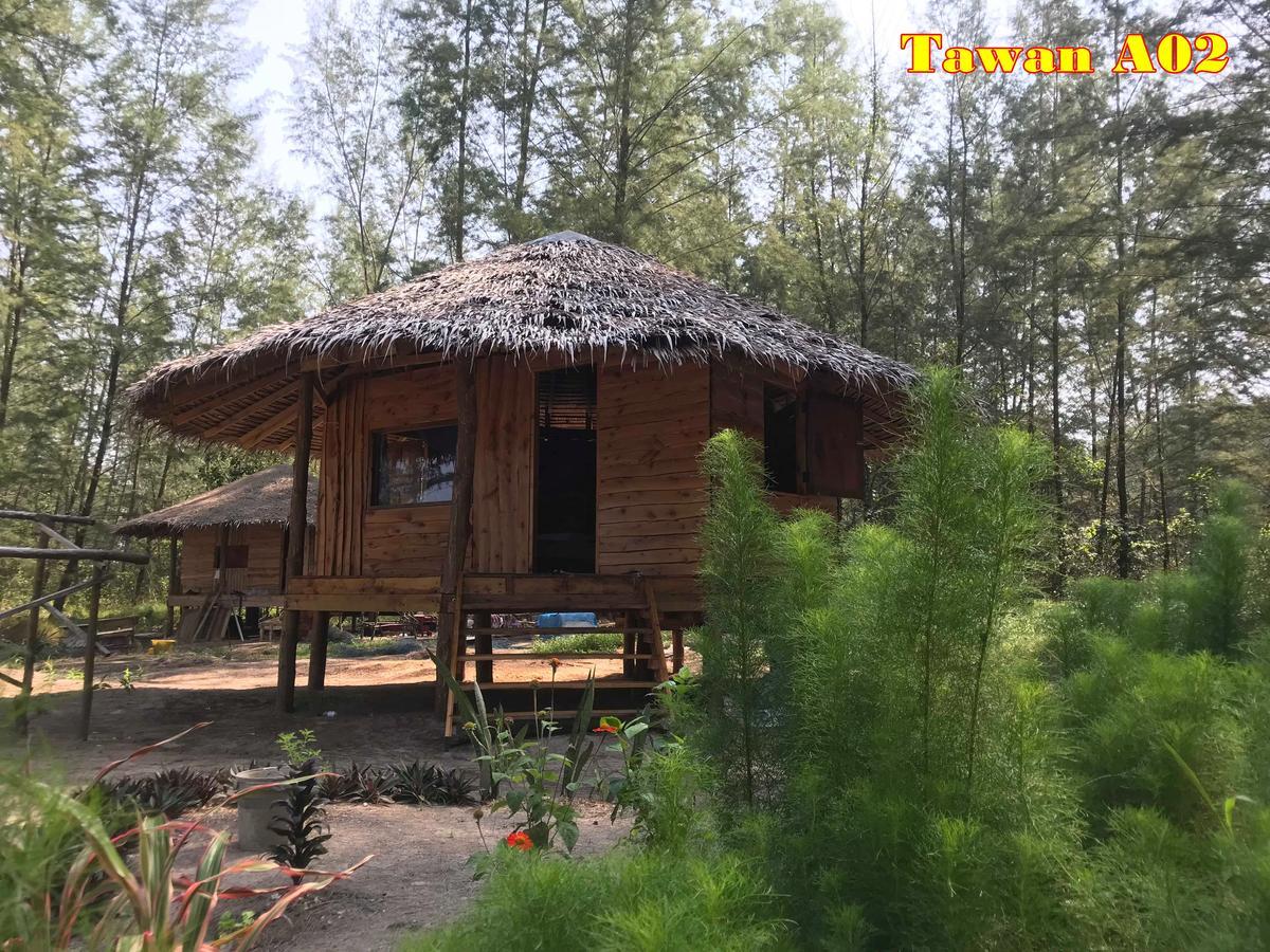ホテルTawan Bar And Bungalow Ko Phra Thong エクステリア 写真