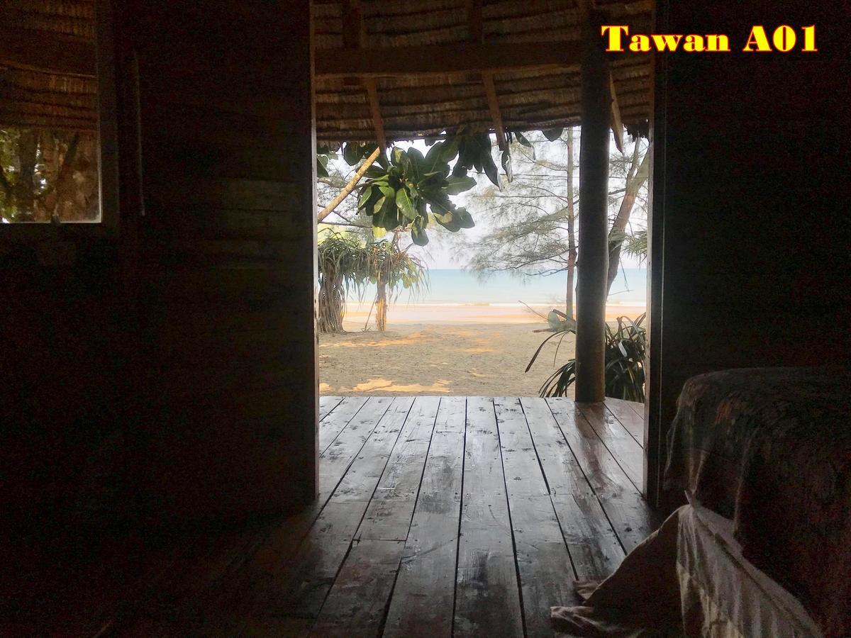 ホテルTawan Bar And Bungalow Ko Phra Thong エクステリア 写真
